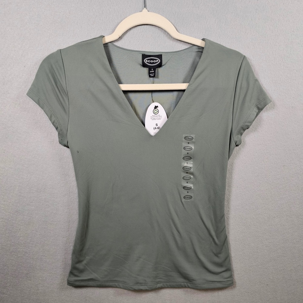 Scoop Women's V-Neck Contour Top Muted Green Size Small 4-6 NWT